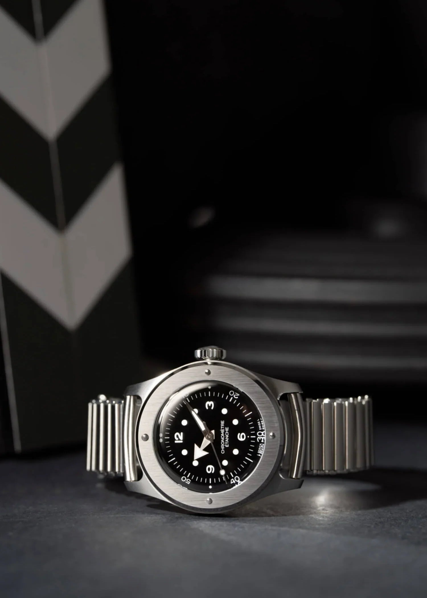 Serica 7505 and Apple Watch: the most discreet pairing there is