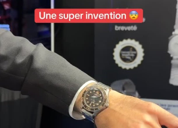 A great idea if you've got a nice watch - Smartlet