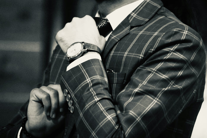 Can you wear a dress watch and a smartwatch on the same Wrist? - Smartlet
