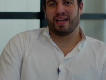 Mehdi, CEO, preparing for a triathlon - Smartlet