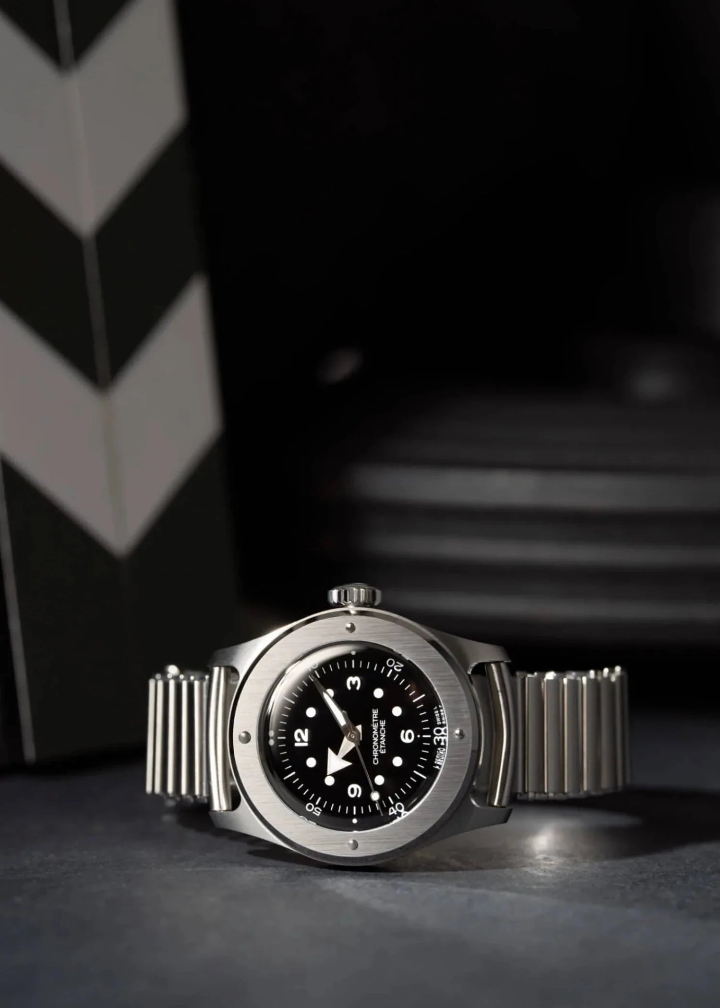 Serica 7505 and Apple Watch: the most discreet pairing there is - Smartlet