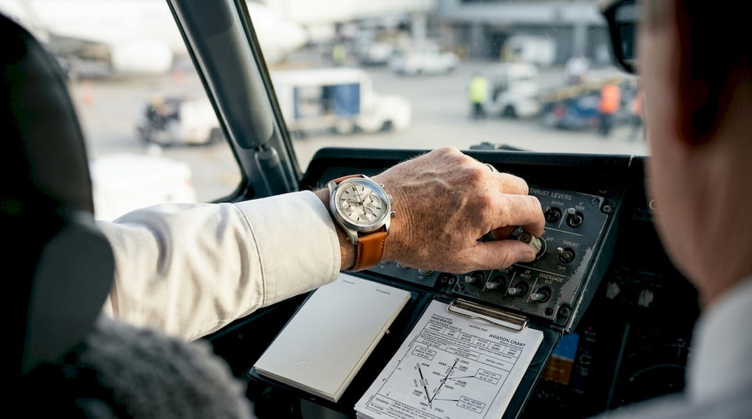 Computer Watch Timing Device Why pilots still trust mechanical watches for timing in 2026 – Smartlet